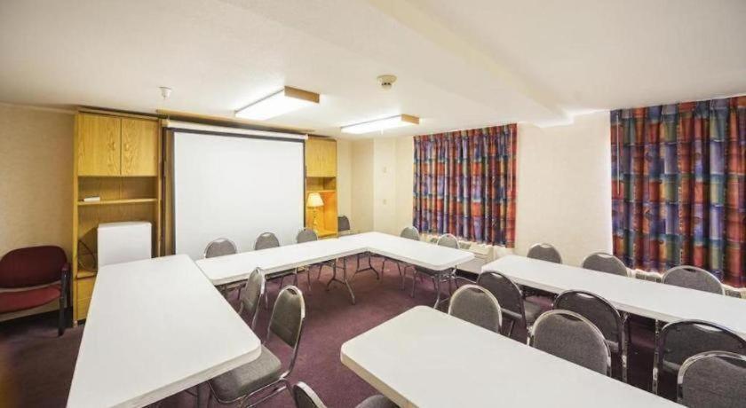 Hotel Markle In I-69 מראה חיצוני תמונה