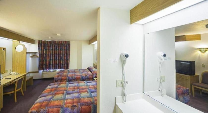 Hotel Markle In I-69 מראה חיצוני תמונה