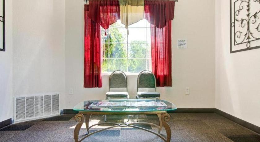 Hotel Markle In I-69 מראה חיצוני תמונה